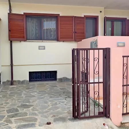 Apartment Vinci By La Via Del Mare Viaggi E Vacanze *